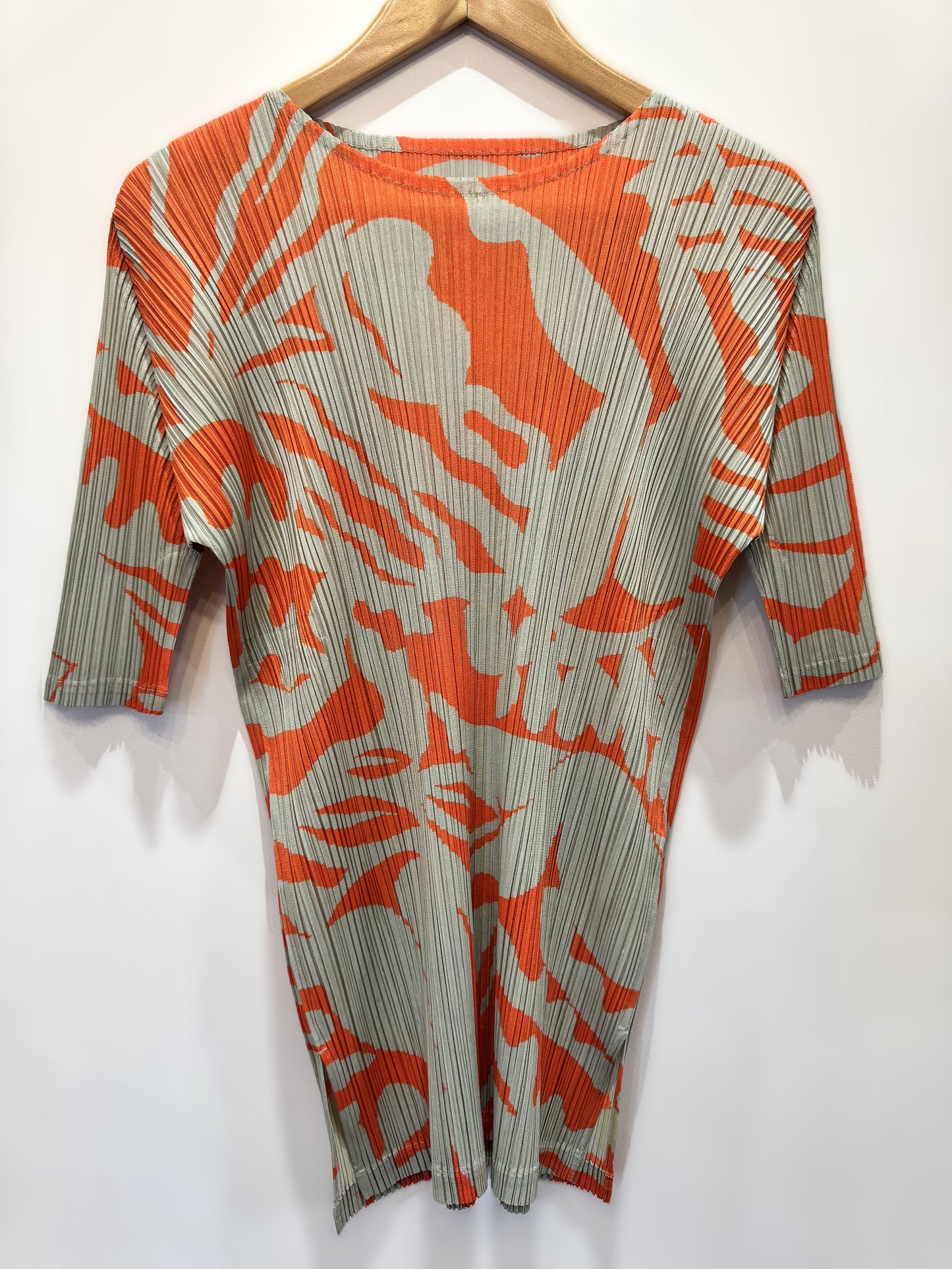 Issey Miyake - Pleated Swimming Print T-Shirt M/L